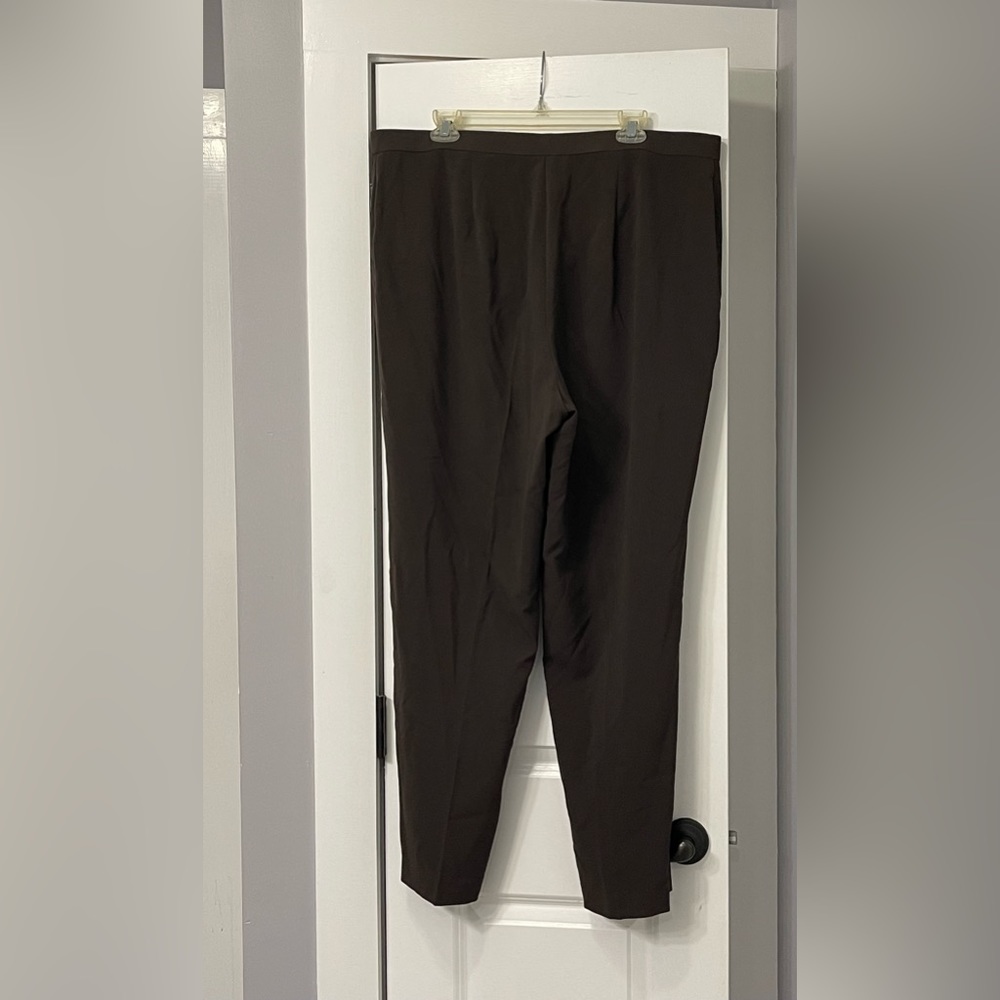 Pants/slacks - Picture 2 of 2